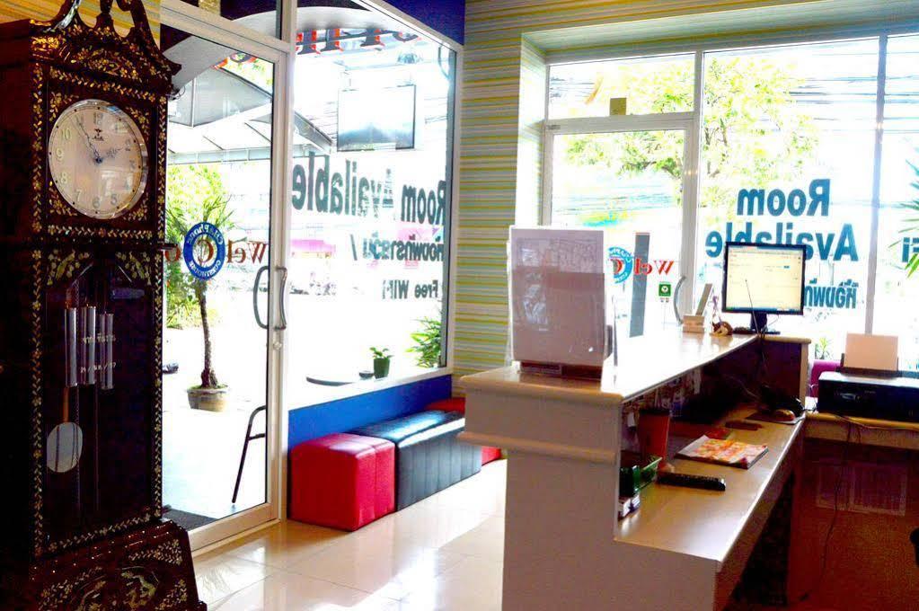Chaphone Guesthouse Phuket Bagian luar foto