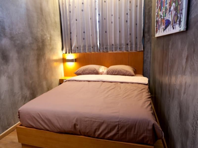 Chaphone Guesthouse Phuket Bagian luar foto