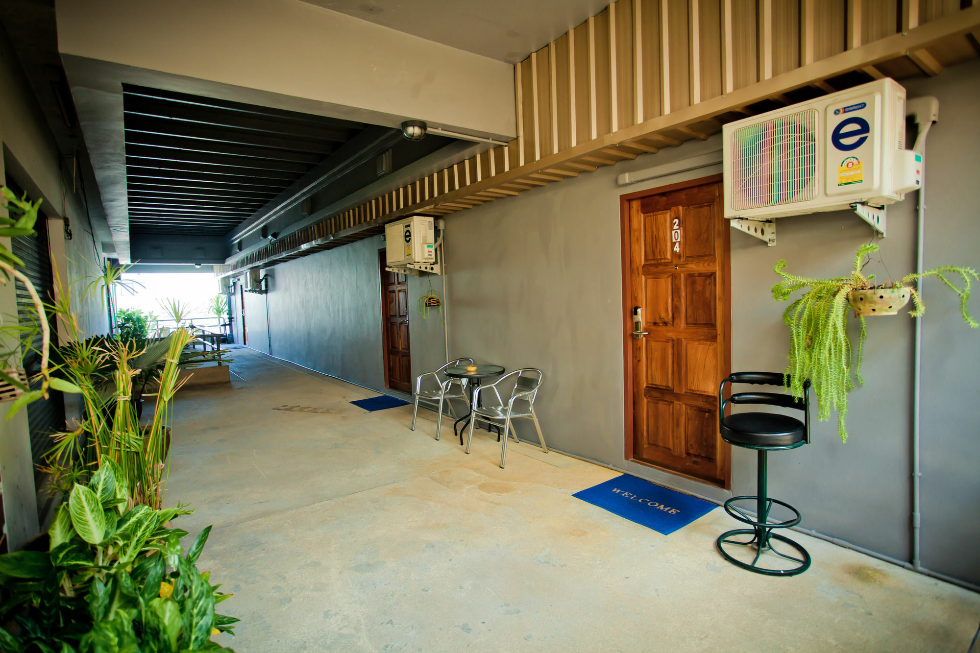 Chaphone Guesthouse Phuket Bagian luar foto