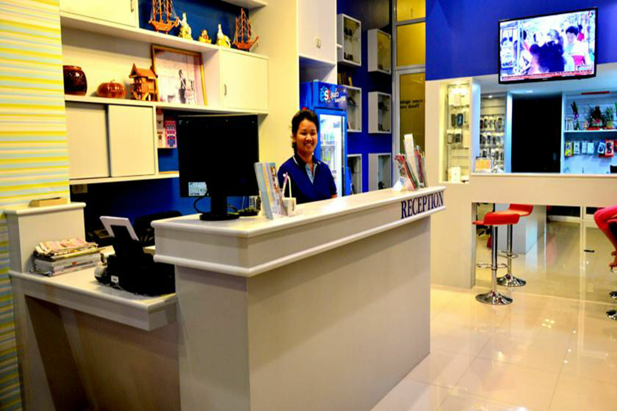 Chaphone Guesthouse Phuket Bagian luar foto