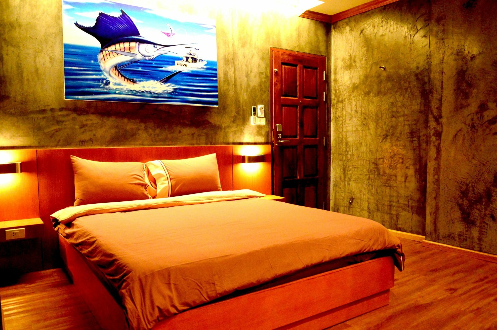 Chaphone Guesthouse Phuket Bagian luar foto